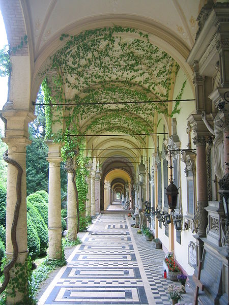 Mirogoj - Cemetery Arcade